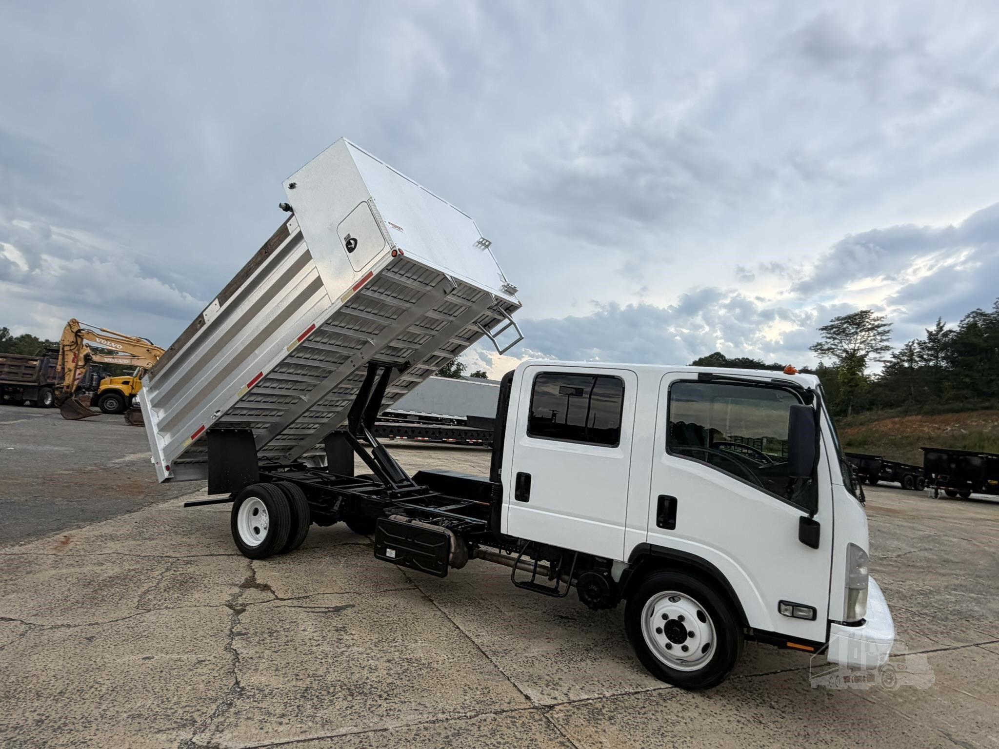 2016 ISUZU NPR HD photo 35