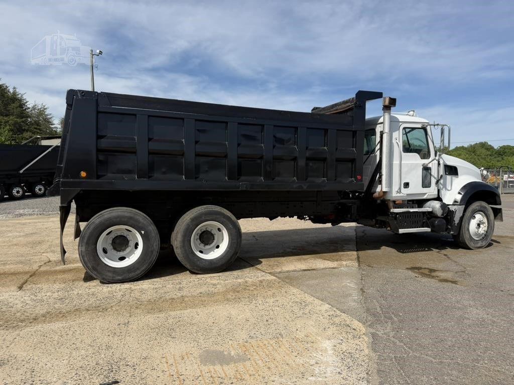 2009 MACK GRANITE GU713 photo 3